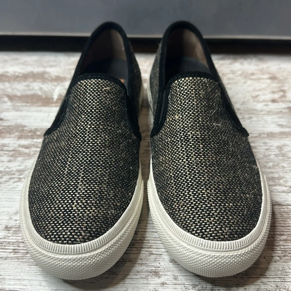 Frye Gia Canvas Slip On Black Multi Color Size 7M